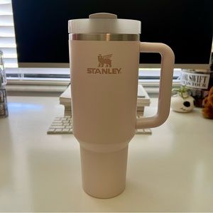 Stanley Quencher 40oz Rose Quartz